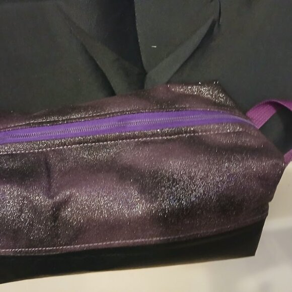 New Zippy Cosmetics Toiletries Travel Hanging Bags 5x5x10" Faux Leather & Fabric - Picture 10 of 16